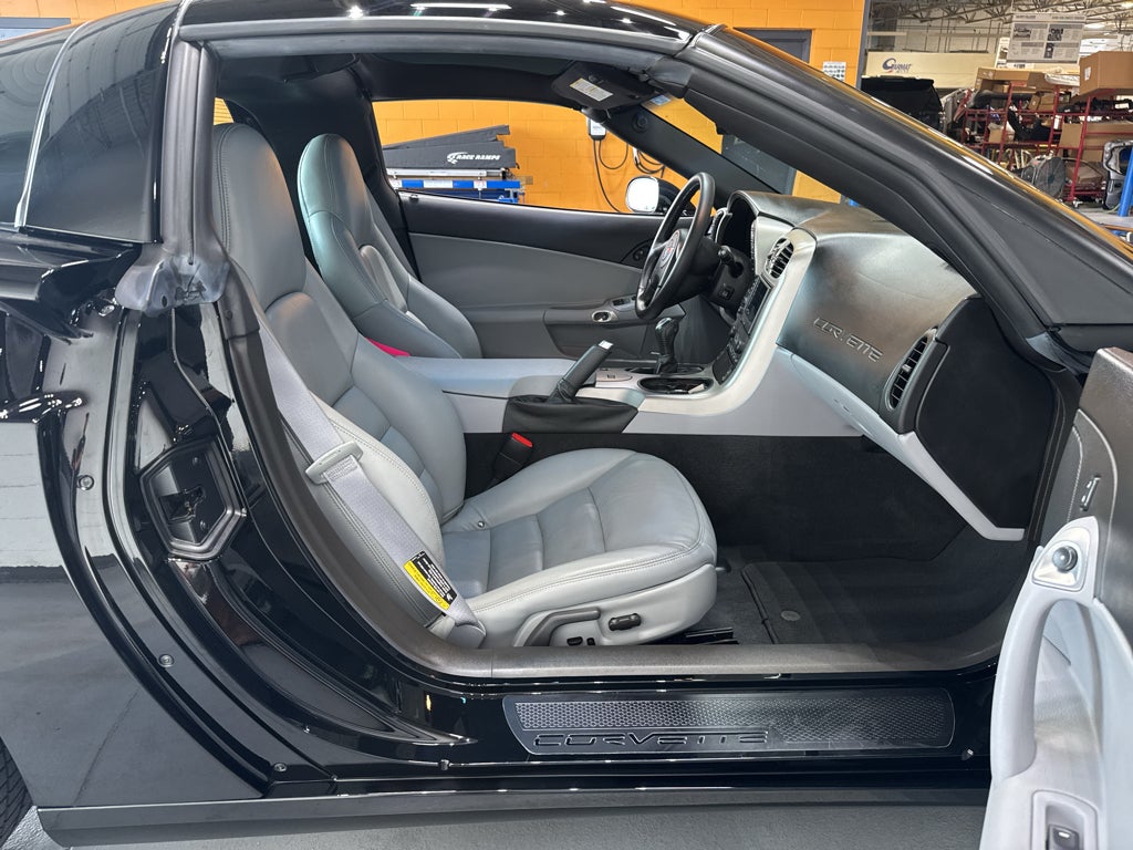2005 Chevrolet Corvette BASE