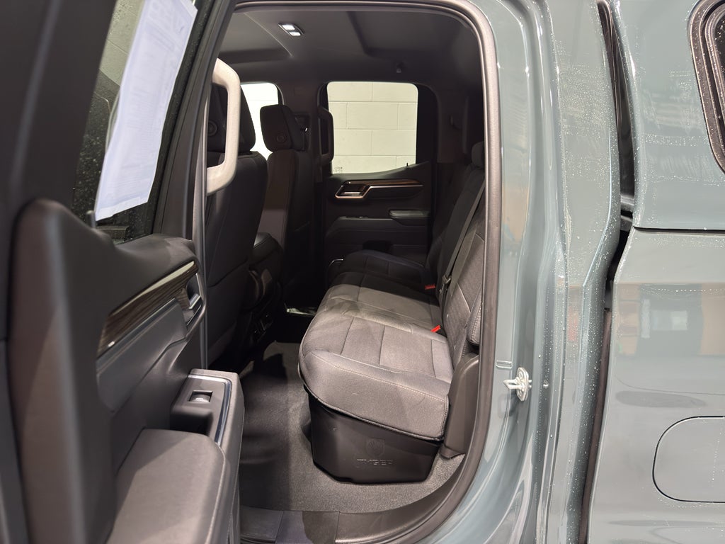 2025 Chevrolet Silverado 1500 LT (2FL)