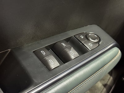 2025 GMC Acadia AT4