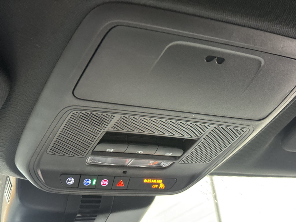 2025 GMC Acadia AT4