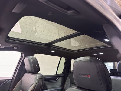 2025 GMC Acadia AT4
