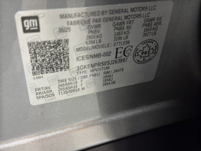2025 GMC Acadia AT4