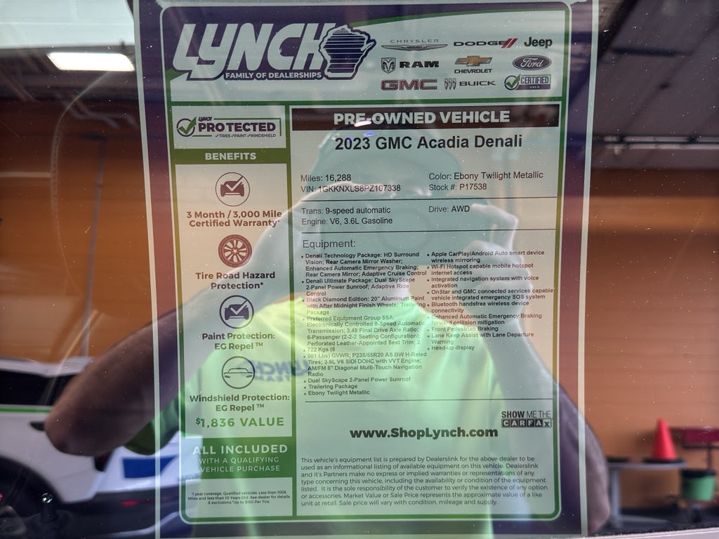 2023 GMC Acadia Denali
