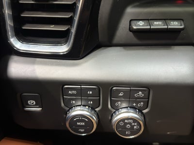 2025 GMC Sierra 3500 HD Denali Ultimate
