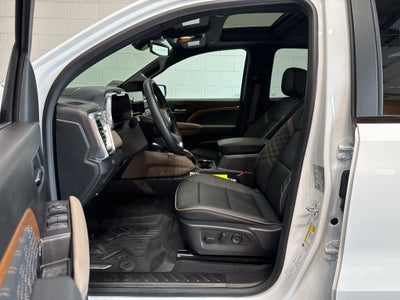 2025 GMC Canyon Denali