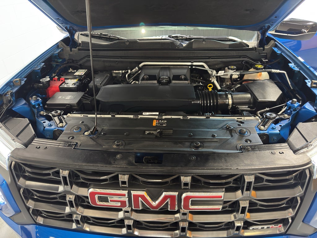 2023 GMC Canyon AT4