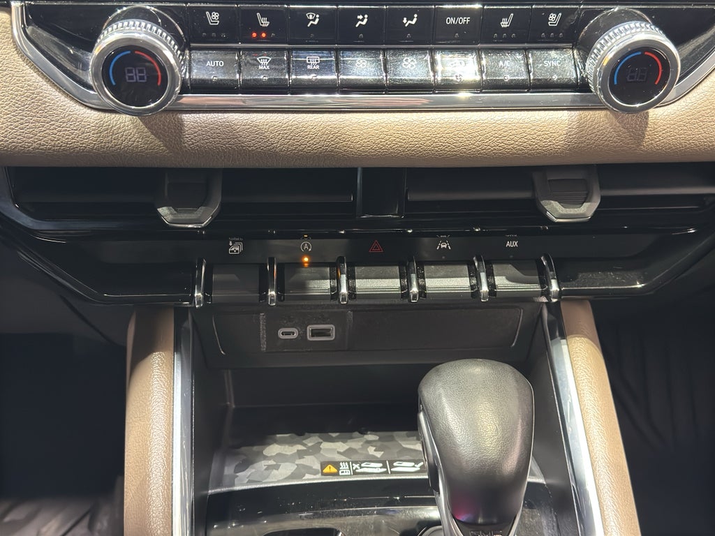 2024 GMC Canyon Denali