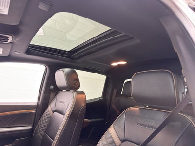 2024 GMC Canyon Denali