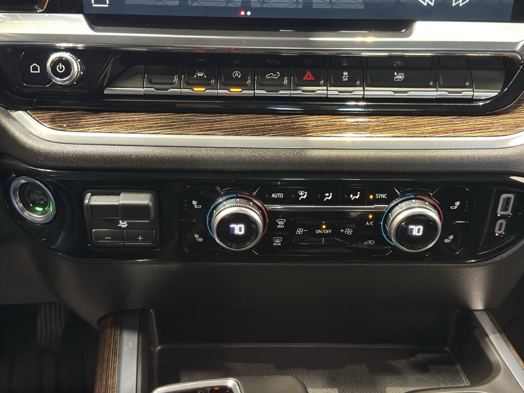 2025 GMC Sierra 1500 Elevation