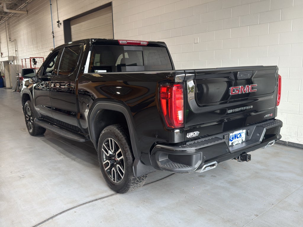 2025 GMC Sierra 1500 AT4