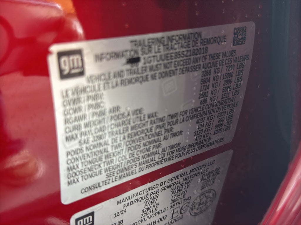 2025 GMC Sierra 1500 AT4