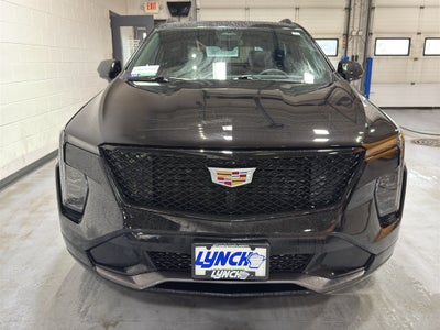 2024 Cadillac XT4 Sport