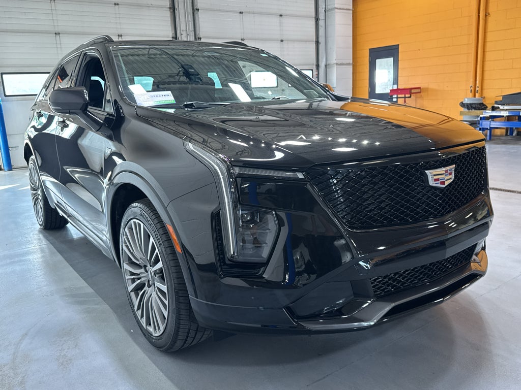 2024 Cadillac XT4 Sport