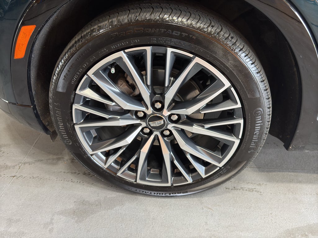2025 Cadillac XT4 Sport