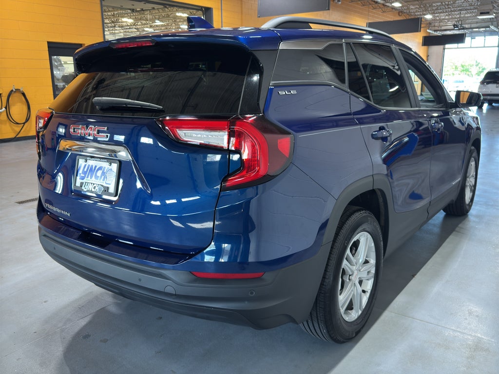 2023 GMC Terrain SLE