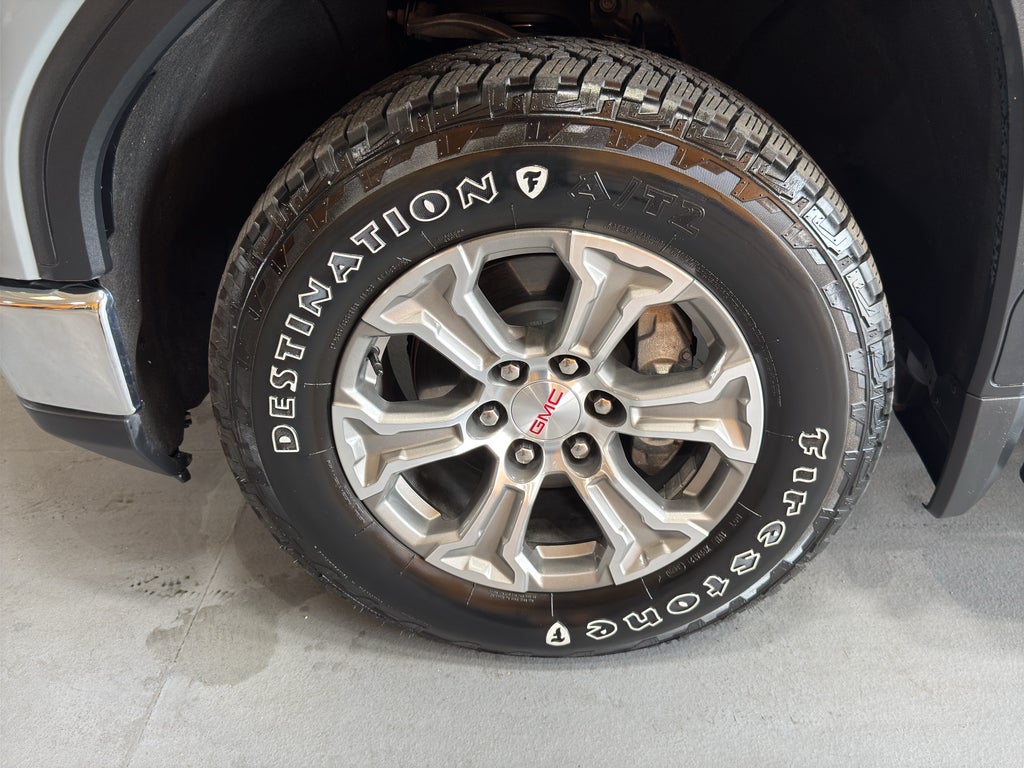 2025 GMC Sierra 1500 SLE