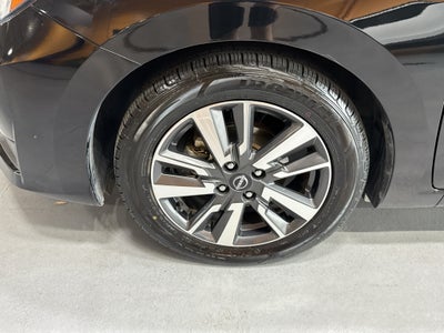 2024 Nissan Versa SV