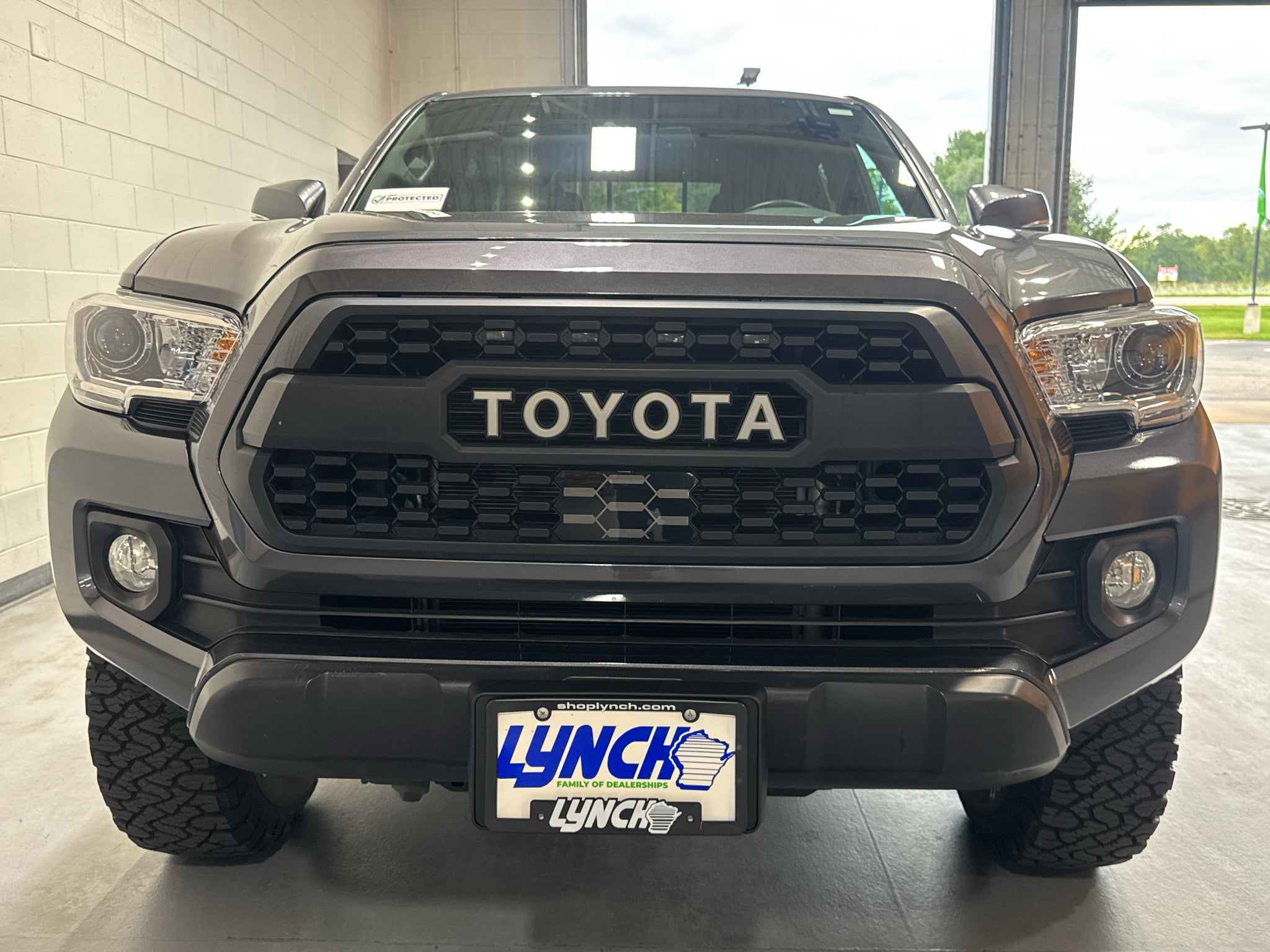 2023 Toyota Tacoma 4WD SR