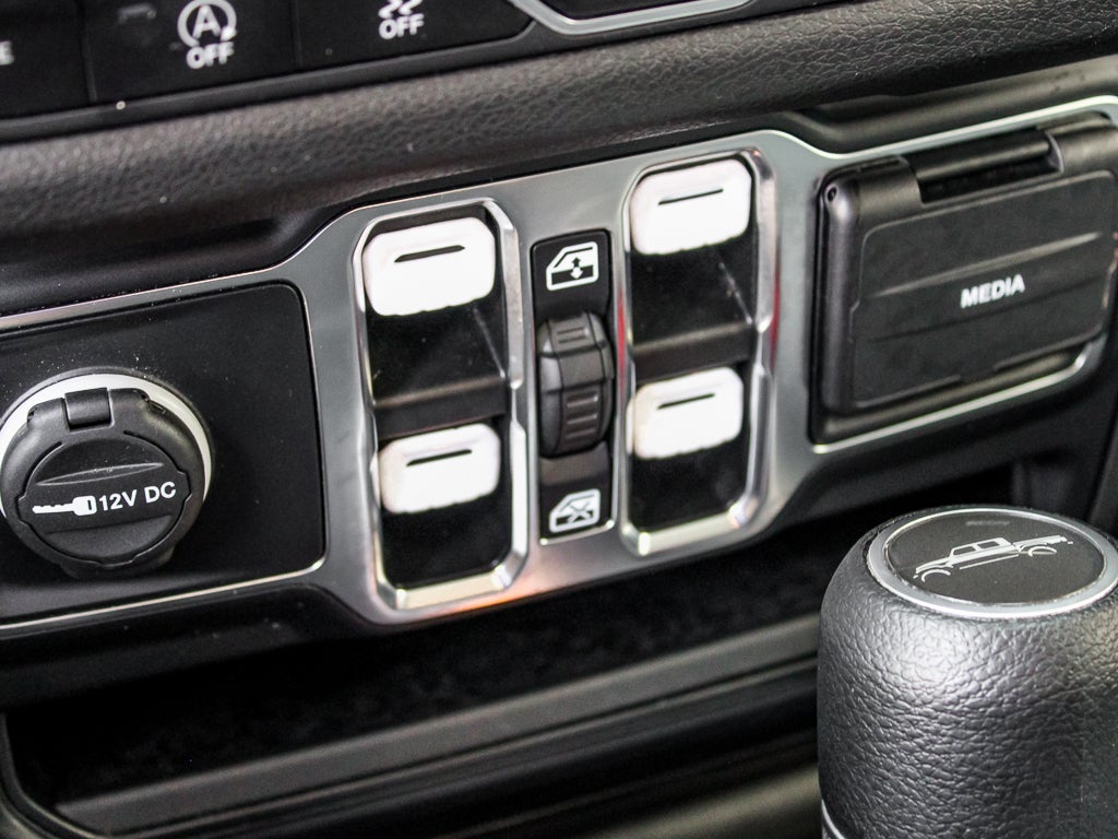 2024 Jeep Gladiator Sport S