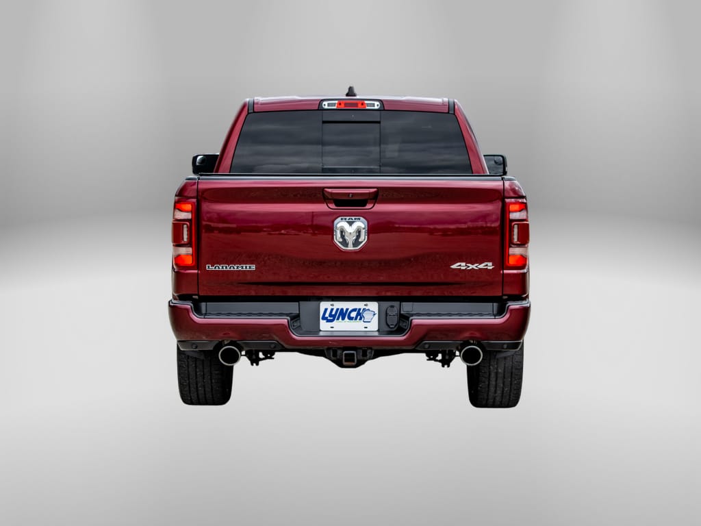 2021 RAM 1500 Laramie Crew Cab 4x4 5'7" Box