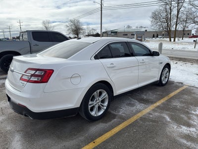 2016 Ford Taurus SEL