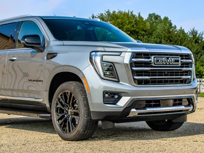 2025 GMC Yukon Elevation