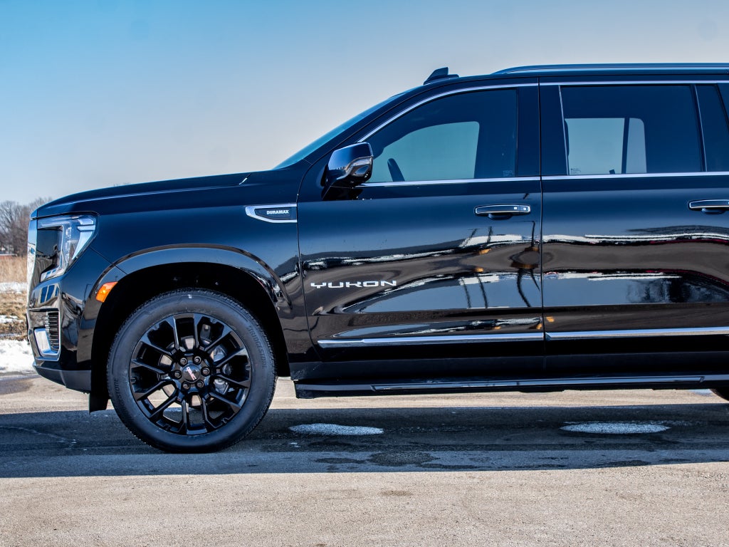 2022 GMC Yukon XL SLT