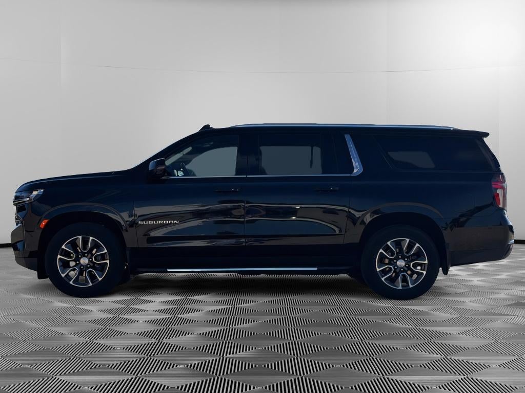 2024 Chevrolet Suburban LT