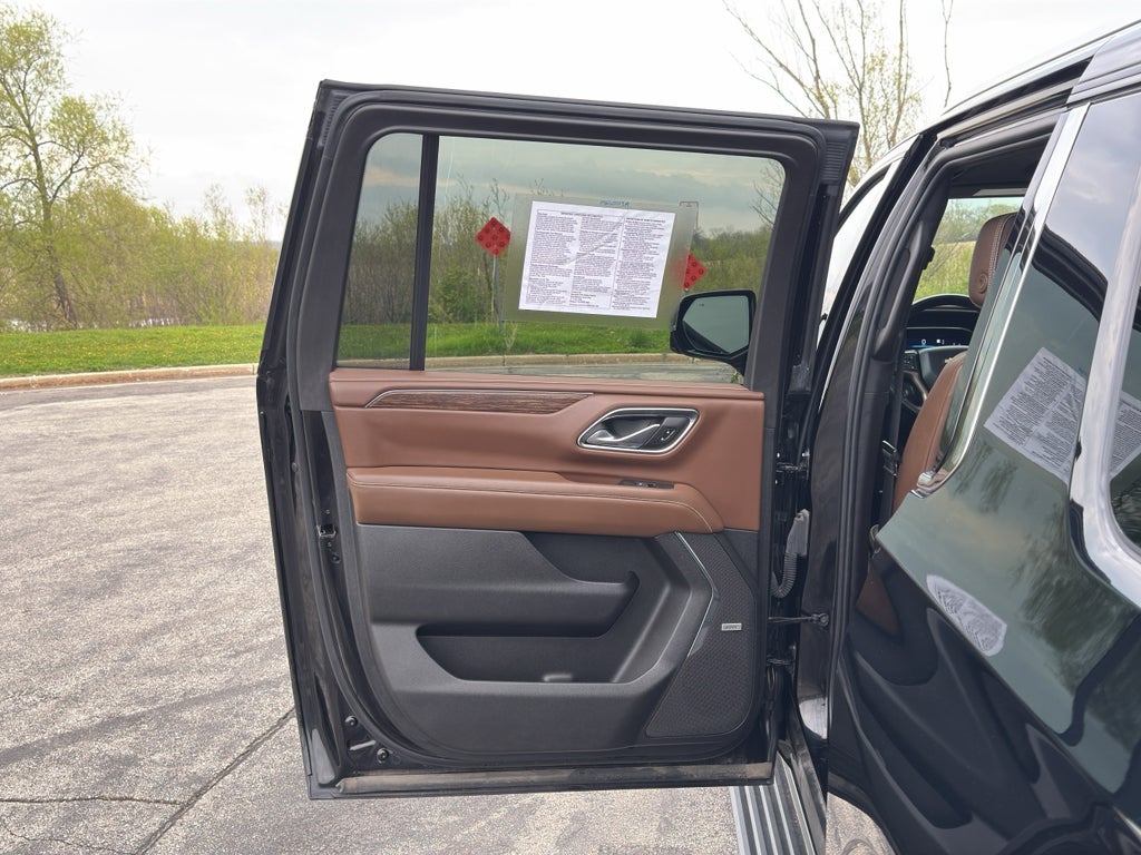 2023 Chevrolet Suburban High Country