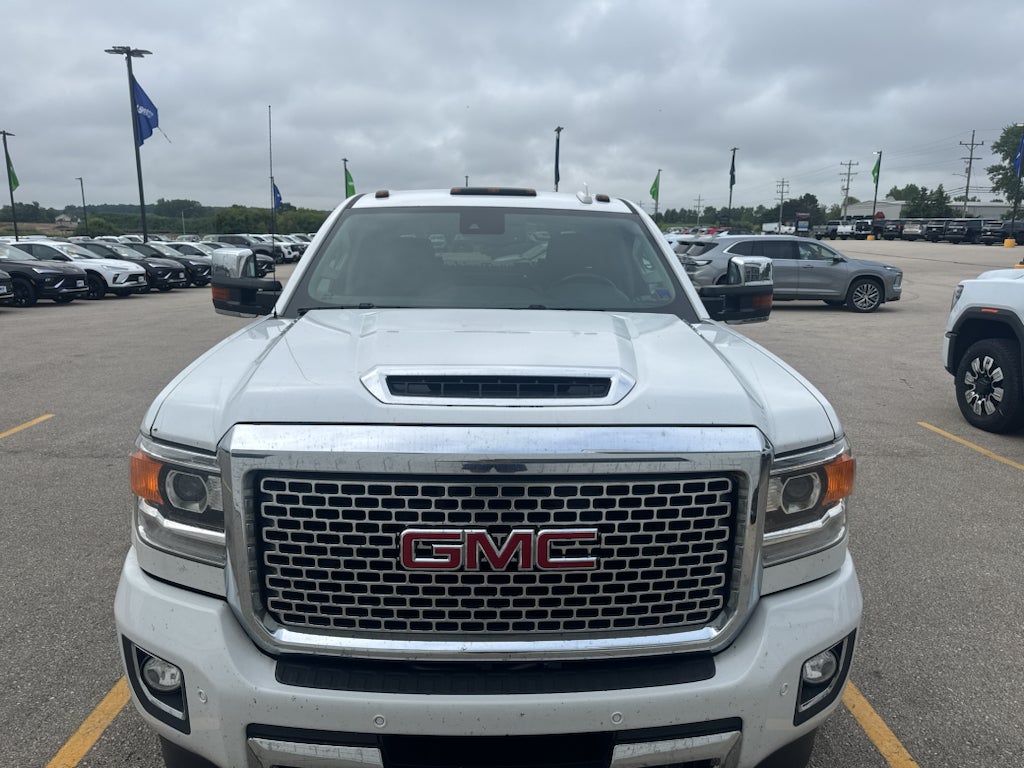 2017 GMC Sierra 2500 HD Denali