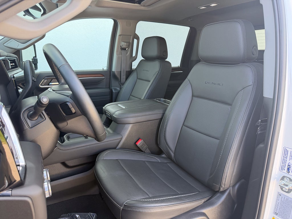 2025 GMC Sierra 2500 HD Denali