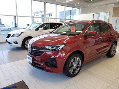 2023 Nissan TITAN Crew Cab Platinum Reserve 4x4