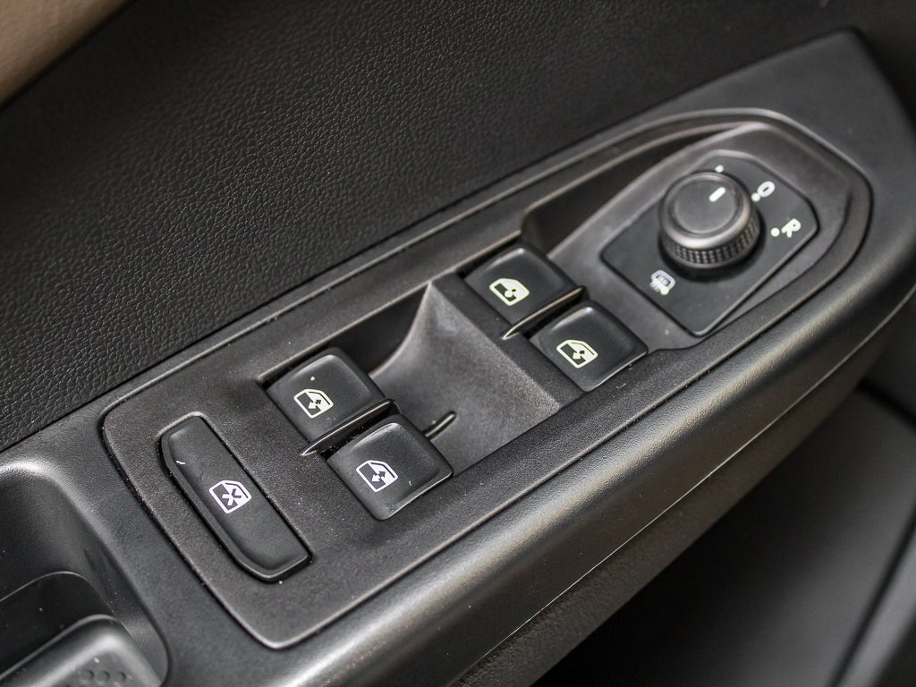 2023 Volkswagen Taos 1.5T SEL