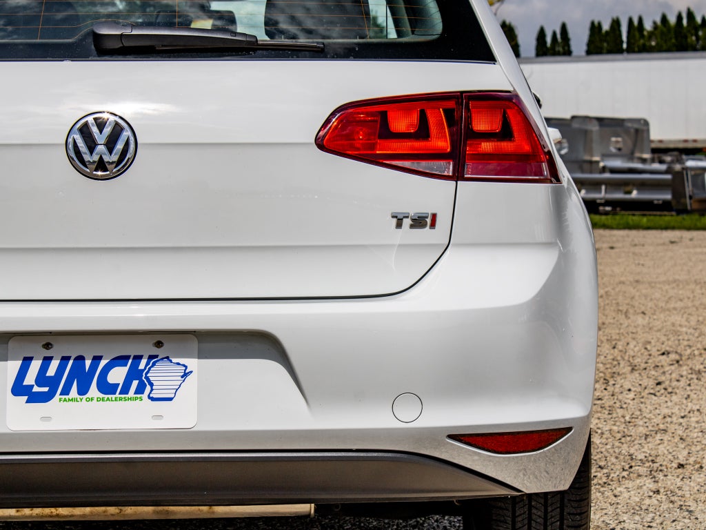2017 Volkswagen Golf TSI Wolfsburg Edition 4-Door