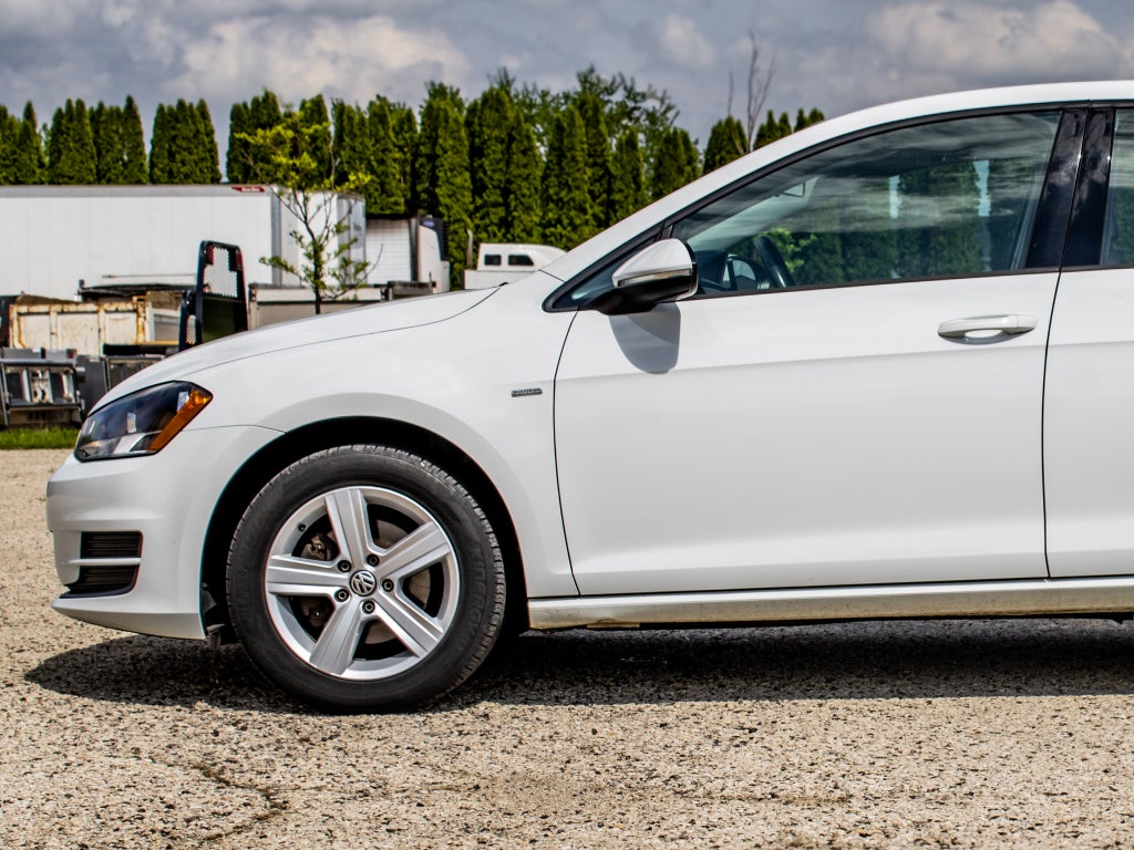 2017 Volkswagen Golf TSI Wolfsburg Edition 4-Door