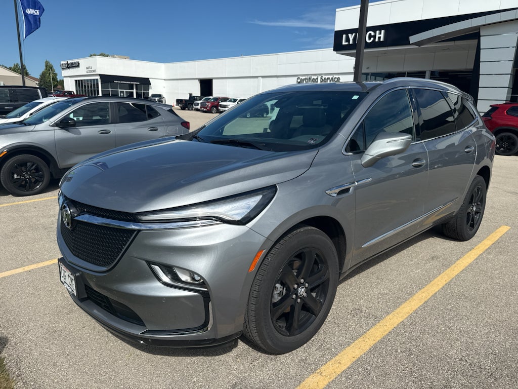 2024 Buick Enclave Essence