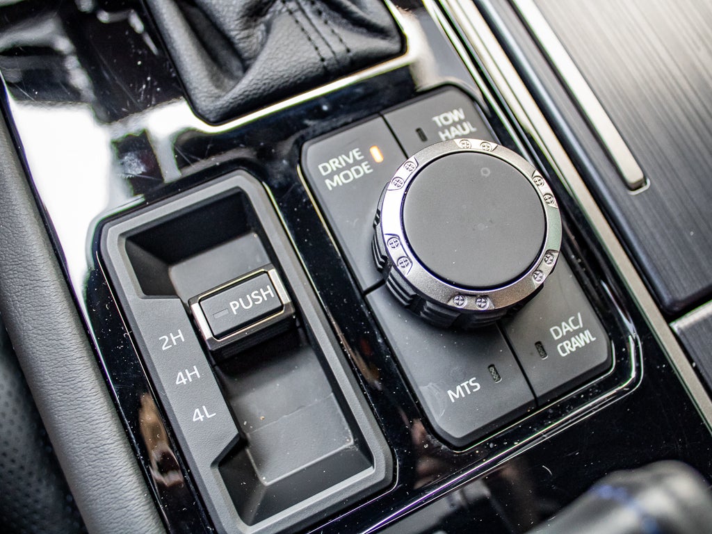 2026 Toyota Tundra Hybrid Platinum Hybrid CrewMax 5.5' Bed