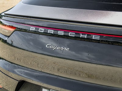 2021 Porsche Cayenne Coupe BASE