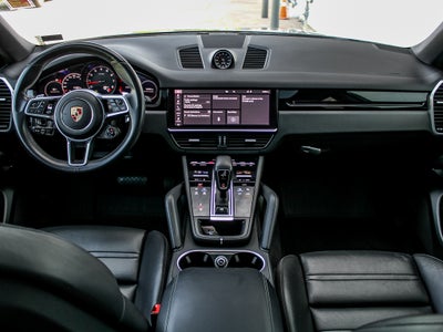 2021 Porsche Cayenne Coupe BASE