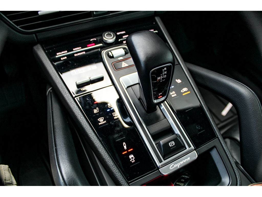 2021 Porsche Cayenne Coupe BASE