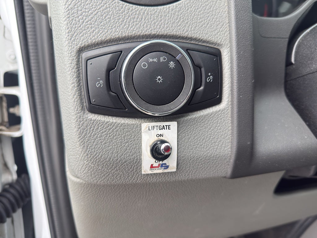 2024 Ford E-Series Cutaway BASE