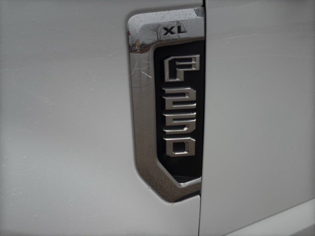 2022 Ford Super Duty F-250 SRW XL