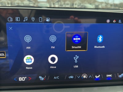 2024 Chevrolet Traverse LS