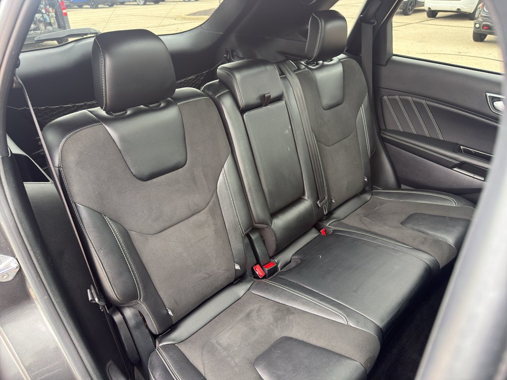 2020 Ford Edge ST