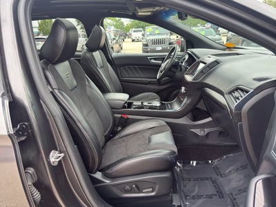 2020 Ford Edge ST