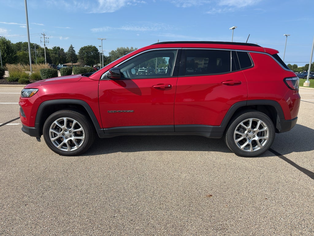 2023 Jeep Compass Latitude Lux