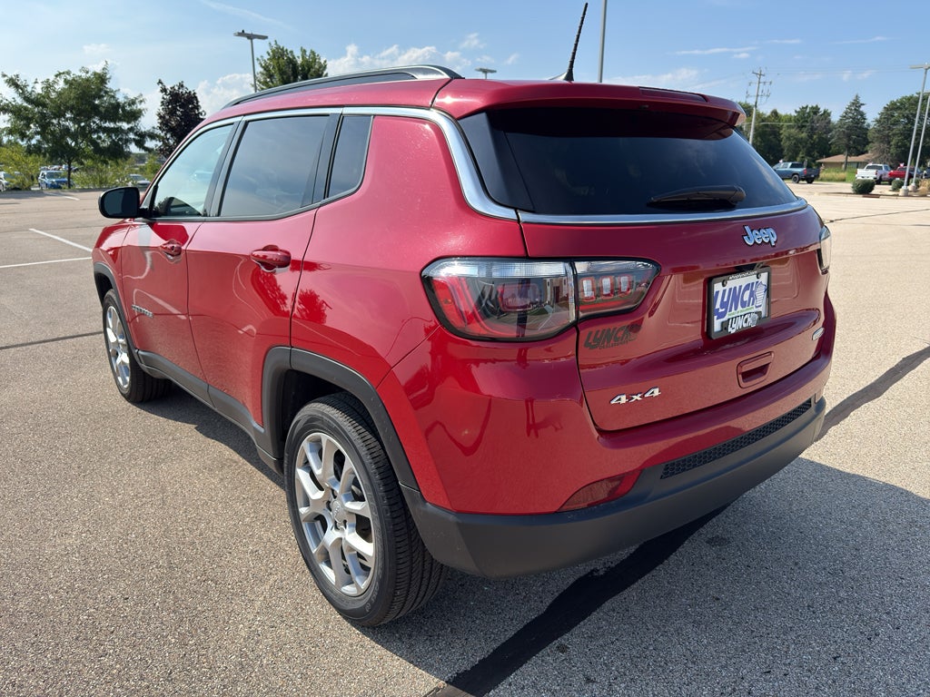 2023 Jeep Compass Latitude Lux