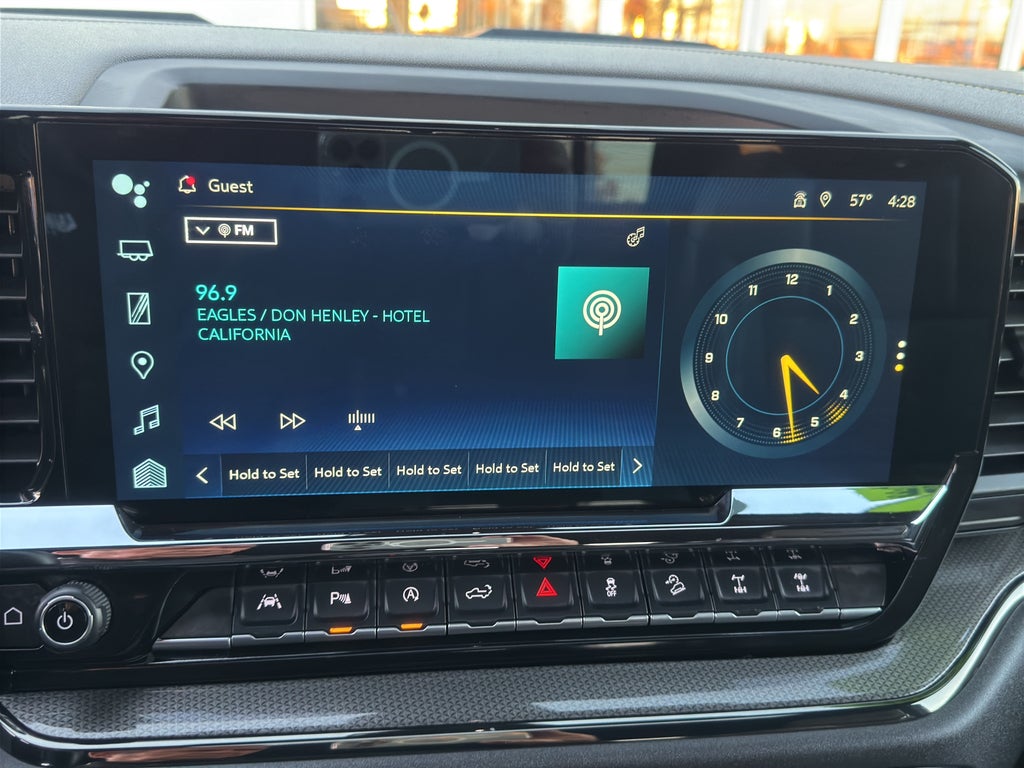 2025 Chevrolet Silverado 1500 ZR2