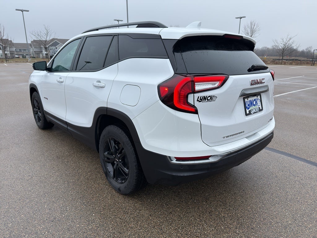 2023 GMC Terrain AT4