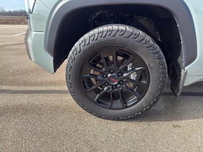 2023 Toyota Tundra 4WD SR5